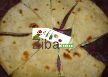 نان با تخم و پنیر