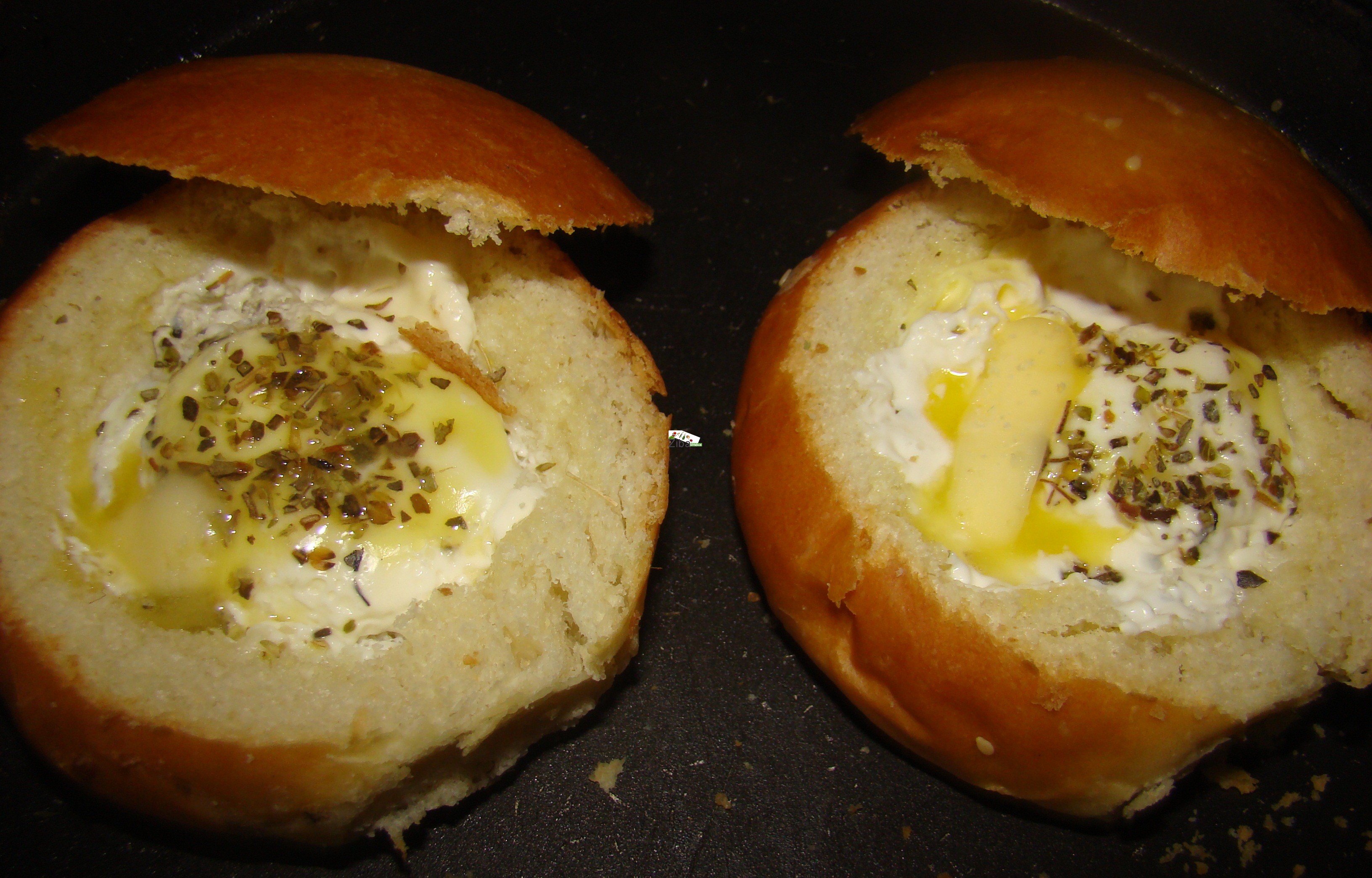 Egg Baked in Dinner Roll Recipe