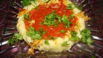 Mashed Potato with Tomato Sauce Recipe