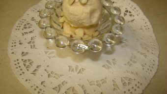 Homemade Mango Ice Cream Recipe